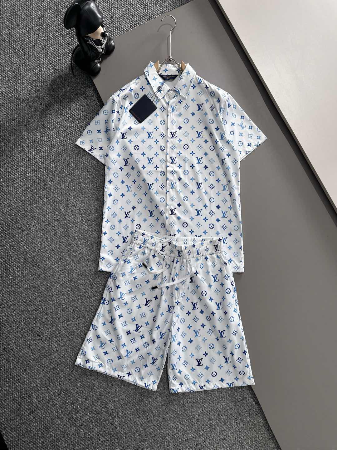 Louis Vuitton Shorts & Short-Sleeve Set