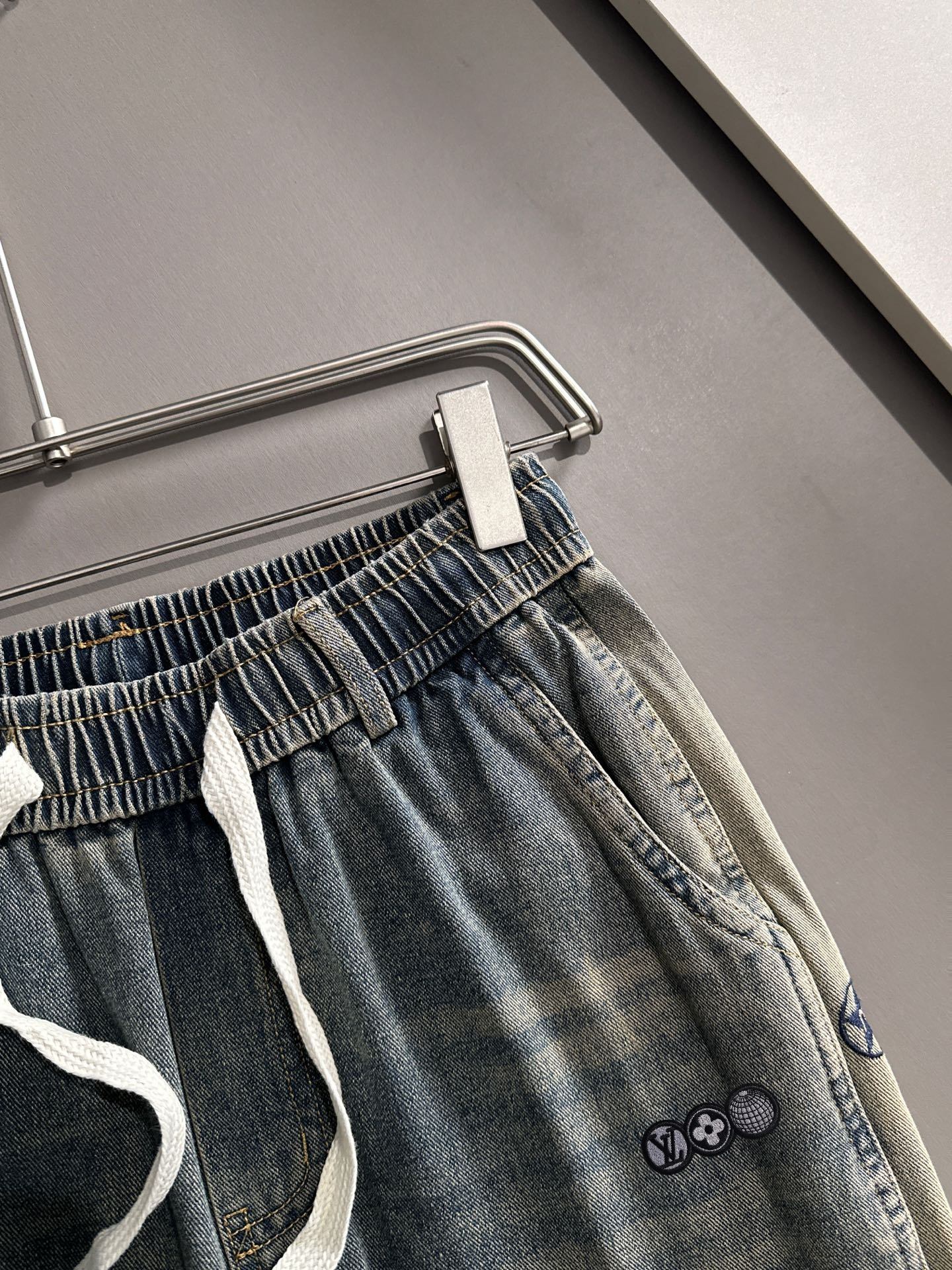 Louis Vuitton Jeans