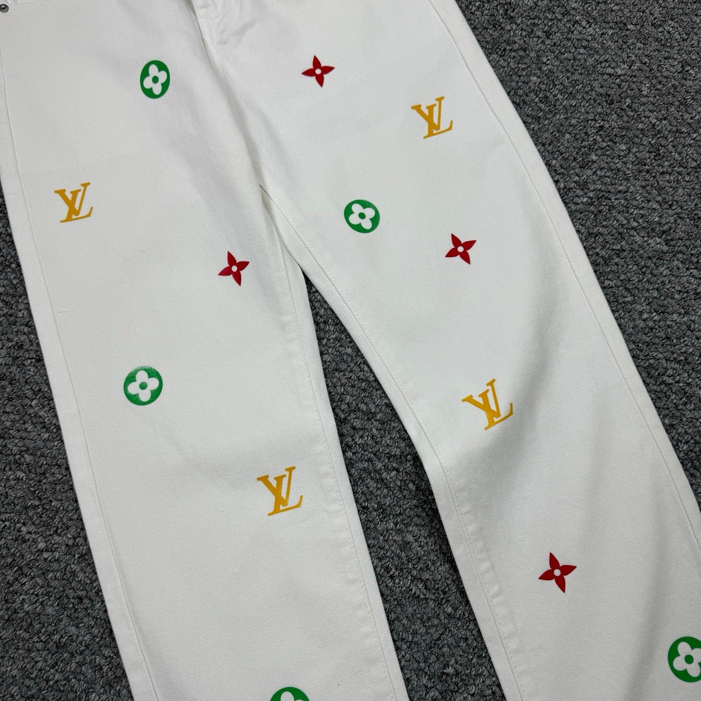 Louis Vuitton Jeans